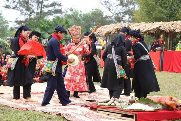 Sức hấp dẫn của Lễ hội xuống đồng - Anh 3
