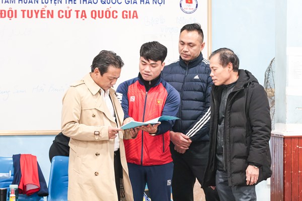 Thứ trưởng Hoàng Đạo Cương kiểm tra công tác chuẩn bị cho Olympic Paris 2024 - Anh 1