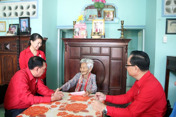 TP.HCM: Phát động Chiến dịch “Triệu bước chân nhân ái” - Anh 3