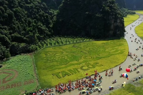Xây dựng Ninh Bình trở thành đô thị di sản thiên niên kỷ - Anh 1