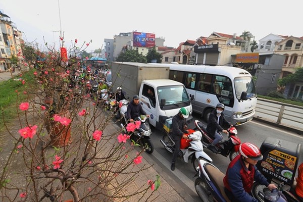 Đảm bảo an toàn giao thông đường bộ mùa lễ hội - Anh 1