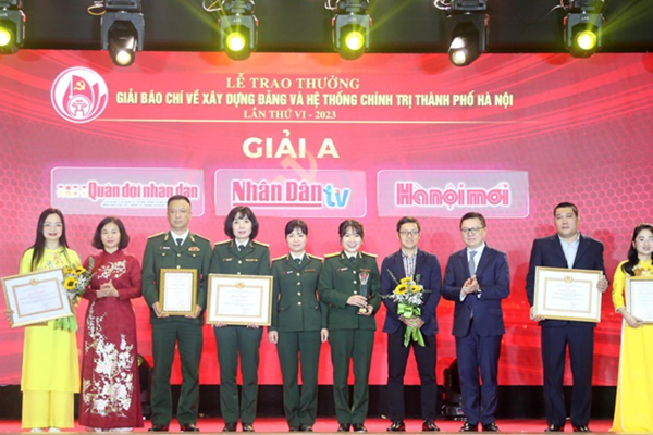 Hà Nội trao 33 tác phẩm báo chí xuất sắc về công tác xây dựng Đảng - Anh 2