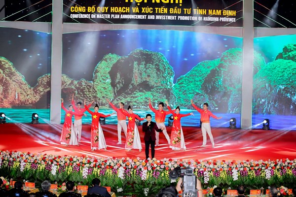 Nam Định công bố Quy hoạch tỉnh thời kỳ 2021-2030, tầm nhìn đến năm 2050 và xúc tiến đầu tư năm 2024 - Anh 9