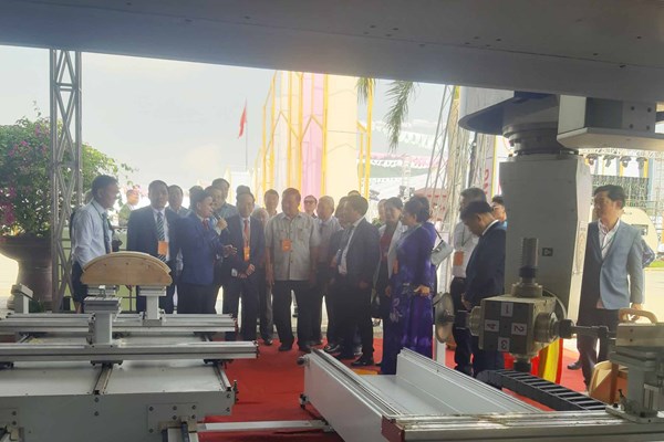 Hội chợ Quốc tế hàng phong cách ngoài trời 2024 tại Bình Định - Anh 3