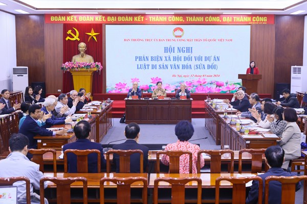Phản biện xã hội đối với dự thảo Luật Di sản văn hóa: Phát huy giá trị phải làm gì? - Anh 4