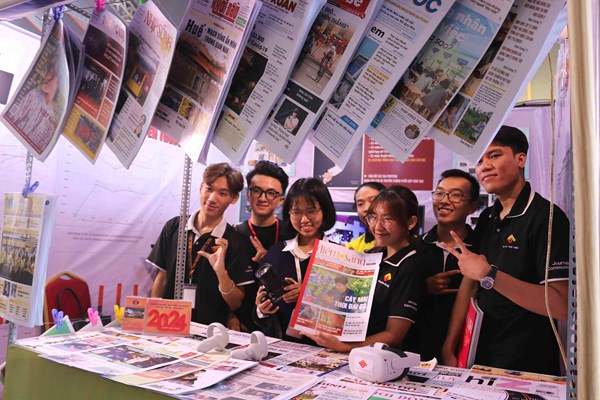 Sôi động Hội Báo toàn quốc 2024 - Anh 11