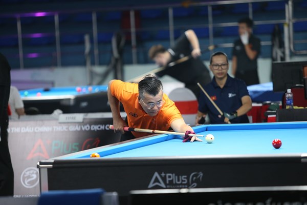Kịch tính tranh “vé vàng” carom 3 băng tại Giải Billiards & Snooker VĐQG 2024 - Anh 2