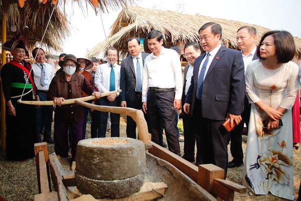 Điện Biên: Khai mạc Không gian văn hóa vùng cao - Anh 1