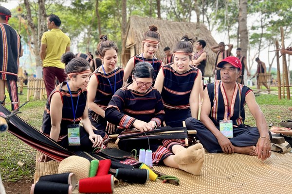 Ngày hội văn hóa các dân tộc tỉnh Gia Lai lần thứ 3 - Anh 1