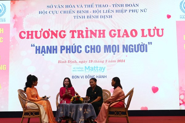 Bình Định: Chương trình giao lưu “Hạnh phúc cho mọi người” - Anh 1