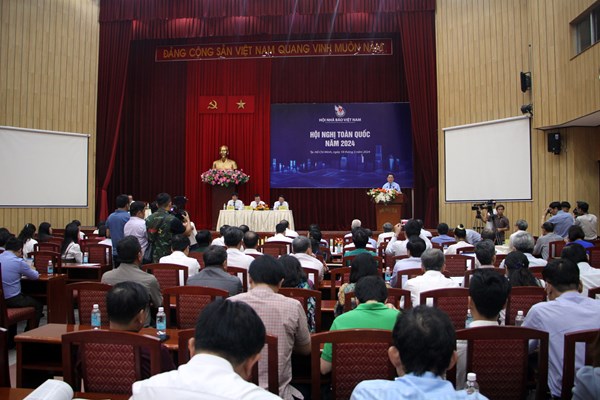 Đẩy mạnh “Xây dựng môi trường văn hóa trong các cơ quan báo chí” - Anh 1