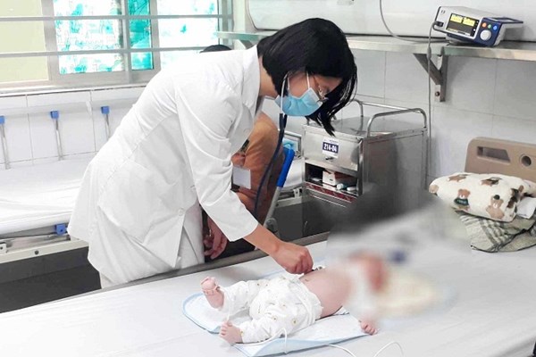 Hà Nội: Nhiều trẻ mắc ho gà do chưa được tiêm phòng đầy đủ - Anh 1