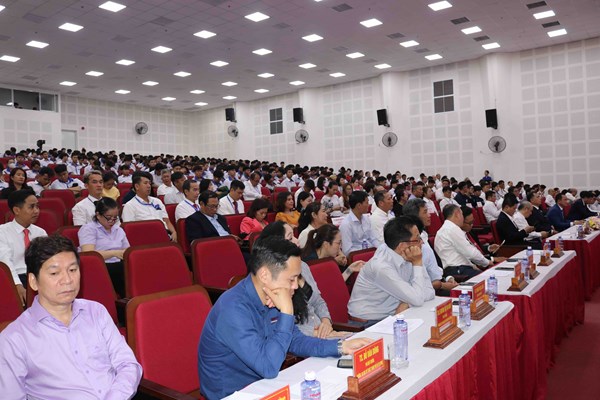 Trường Đại học TDTT TP.HCM đón nhận chứng nhận Kiểm định chất lượng cơ sở giáo dục - Anh 1