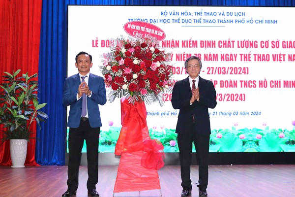 Trường Đại học TDTT TP.HCM đón nhận chứng nhận Kiểm định chất lượng cơ sở giáo dục - Anh 4