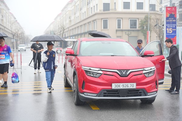 Hàng chục nghìn người “cháy” hết mình tại sự kiện vì môi trường “Ngày hội xanh” - Anh 10