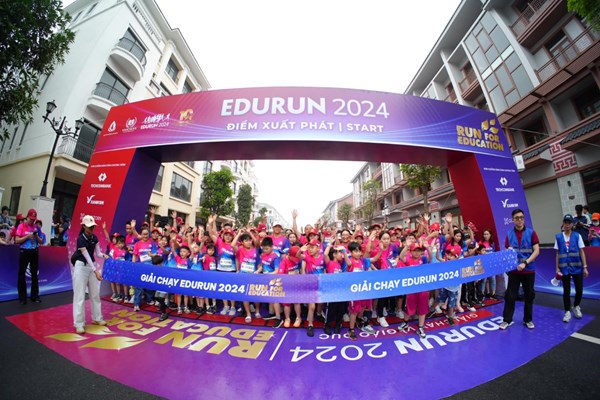 Hàng chục nghìn người “cháy” hết mình tại sự kiện vì môi trường “Ngày hội xanh” - Anh 2