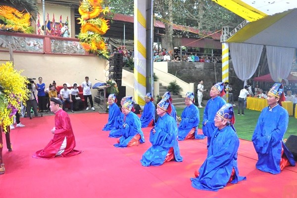 Lễ hội đền Phố Cát, nét đặc sắc văn hóa truyền thống - Anh 2