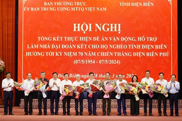 9 tháng thần tốc xoá 5.000 căn nhà tạm, nhà dột nát cho bà con tỉnh Điện Biên - Anh 2