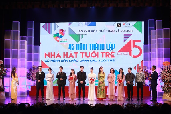 Nhà hát Tuổi Trẻ​​​​​​​: Khai thác những cách thức mới để tiếp cận khán giả - Anh 2