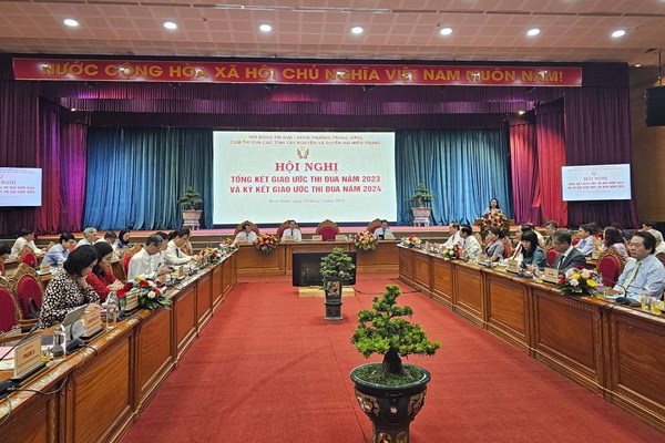 Công tác thi đua khen thưởng đi vào cuộc sống và trở thành động lực cho phát triển đất nước - Anh 2