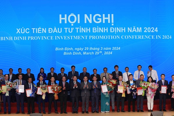 Bình Định phải chấp nhận và nghĩ đến khái niệm cạnh tranh giữa các địa phương trong khu vực - Anh 1