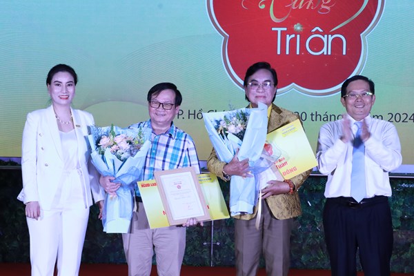 Gala “Hành trình 30 năm Giải Mai vàng” - Anh 1