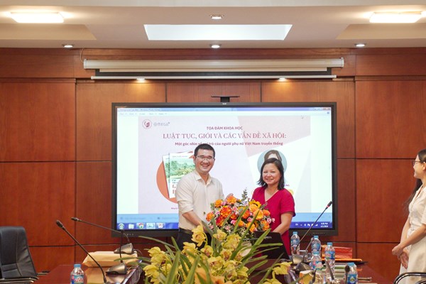 Một góc nhìn về vai trò của người phụ nữ Việt Nam truyền thống - Anh 2
