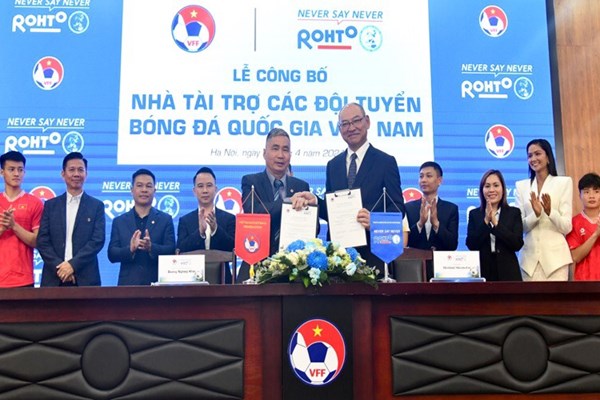 Các đội tuyển bóng đá quốc gia có thêm nhà tài trợ mới - Anh 1