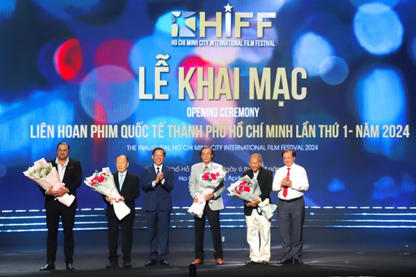 LHP quốc tế TP.HCM lần thứ nhất: Tiến tới xây dựng “Thành phố điện ảnh” - Anh 1
