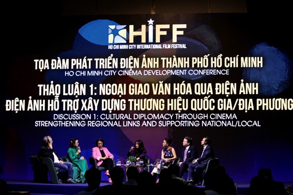 LHP quốc tế TP.HCM lần thứ nhất: Tiến tới xây dựng “Thành phố điện ảnh” - Anh 2