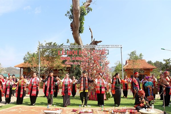Vui hội Hết Chá - Anh 1