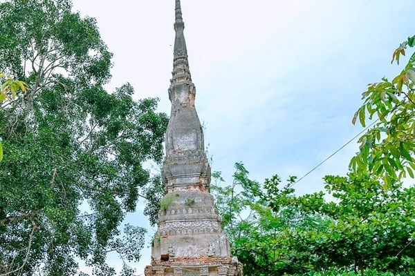 Tháp cổ giữa đại ngàn chờ “chống sập” - Anh 2