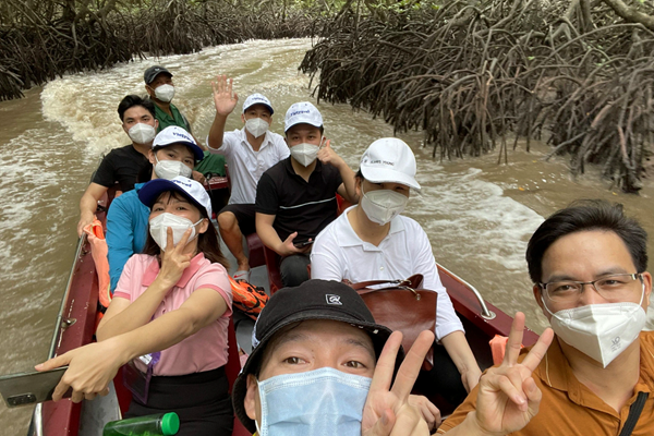 87% người lao động được khảo sát chọn hoán đổi ngày làm việc dịp nghỉ lễ 30.4 – 1.5 - Anh 1