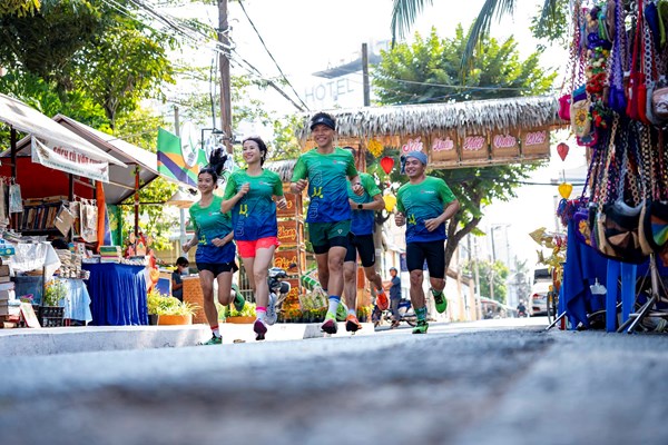 Sôi động giải chạy kết hợp âm nhạc lớn nhất miền Tây - VPBank Can Tho Music Night Run 2024 - Anh 7