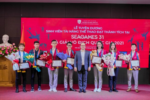 Để không còn mang tiếng “vắt chanh, bỏ vỏ” - Anh 1