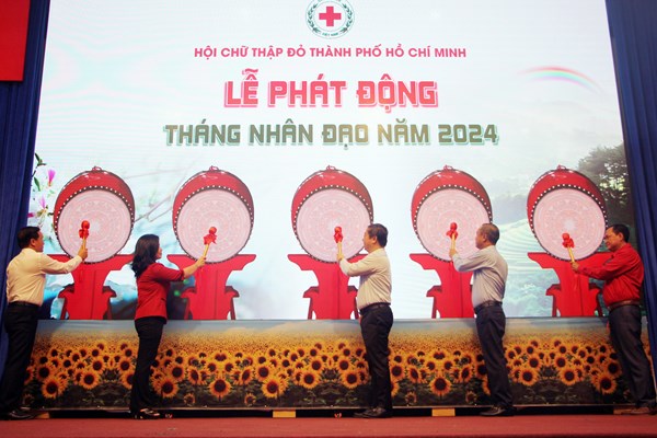 TP.HCM phát động Tháng nhân đạo năm 2024 - Anh 1