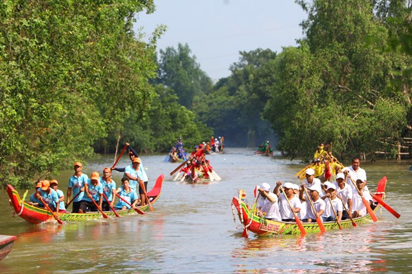 Cần Thơ: Ấm áp Tết quân dân mừng Tết cổ truyền Chôl Chnăm Thmây của đồng bào Khmer - Anh 2