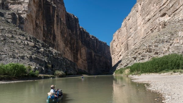 Mỹ: Các tác phẩm nghệ thuật bằng đá từ thời tiền sử tại Vườn quốc gia Big Bend bị phá hoại - Anh 2