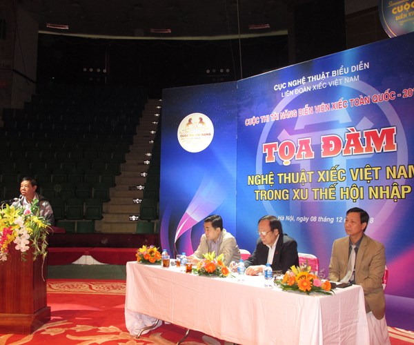 Có cảm giác ngành xiếc như đang bị bỏ rơi? - Anh 1