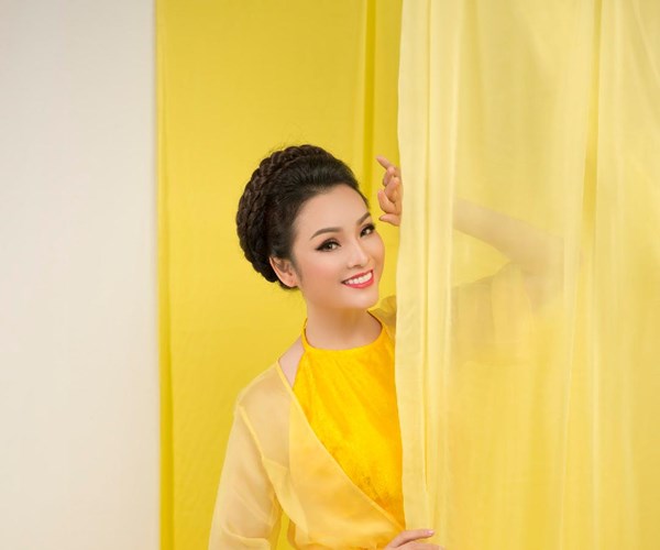 Tân Nhàn dạo chơi cùng 