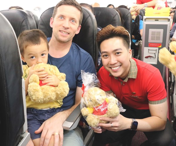 Vietjet khai trương đường bay thẳng Phú Quốc– Hồng Kông - Anh 1