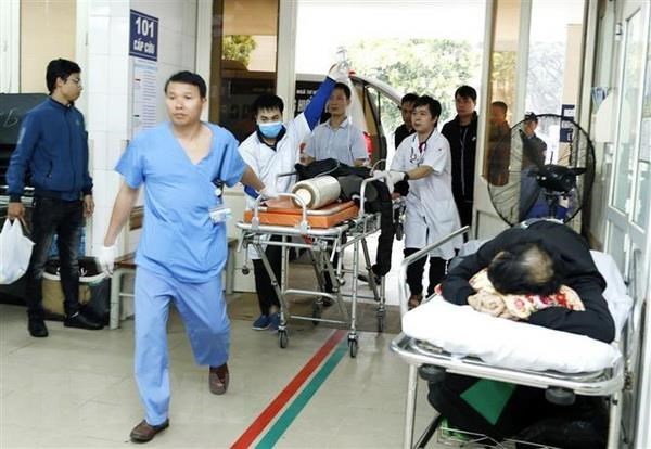 Lạm dụng rượu bia gây hậu quả nghiêm trọng cho sức khỏe cộng đồng - Anh 1