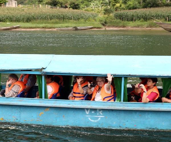 Tháng 4.2019: Gần 1,5 triệu lượt khách quốc tế đến Việt Nam - Anh 1