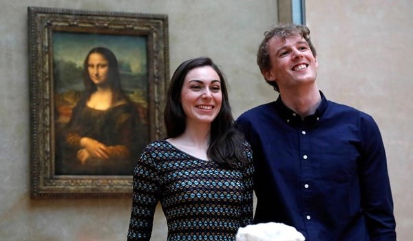 Trải nghiệm thú vị của vị khách đầu tiên qua đêm trong Bảo tàng Louvre - Anh 1