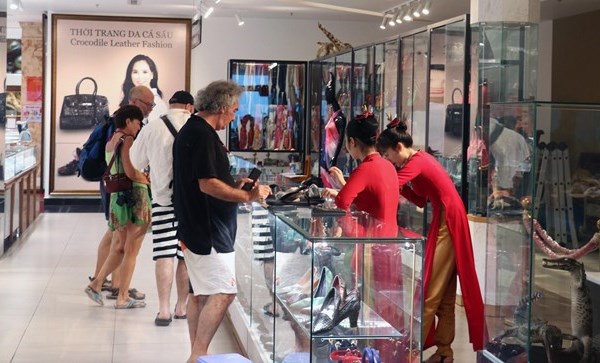 Phú Quốc - điểm đến hấp dẫn du khách dịp nghỉ lễ 30.4 và 1.5 - Anh 1