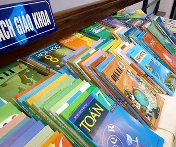 Đường dây nóng phục vụ nhu cầu mua sách giáo khoa - Anh 1
