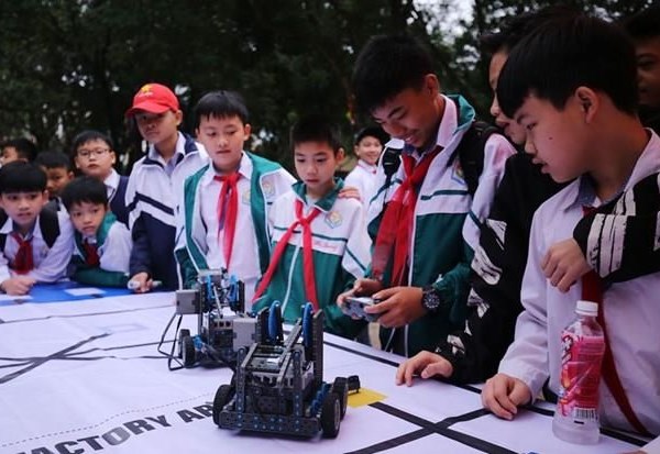 Chương trình Ngày hội STEM dành cho học sinh phổ thông - Anh 1