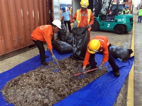 Phát hiện vụ vận chuyển trái phép hơn 5 tấn vảy sừng tê tê - Anh 1