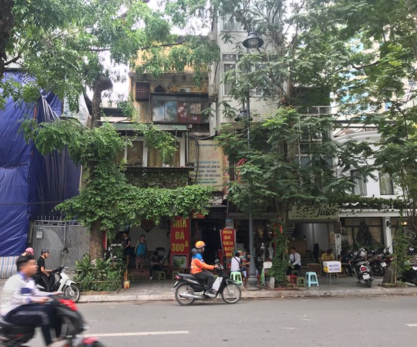 Hà Nội: Vì sao biệt thự cổ 187 Bà Triệu có nguy cơ đổ sập không được xử lý? - Anh 2