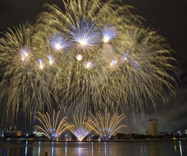 Ngày 1/6, khai mạc Lễ hội Pháo hoa Đà Nẵng - DIFF 2019 - Anh 5